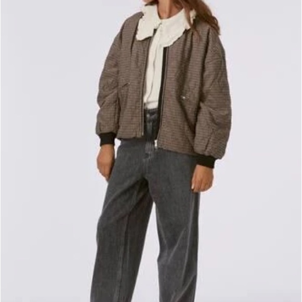 Molo | 7-8 | “Hanne" jacket in Sand Blue Check, size 128